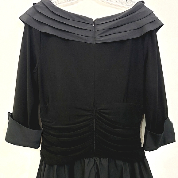 La Nouvelle Renaissance 1950's Black Retro Inspired Swing Dress - Picture 16 of 17